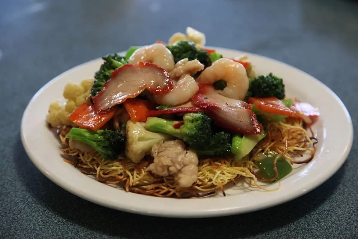 Cantonese Chow Mein